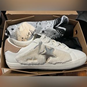 Vintage Havana Sneakers